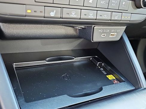 New 2026 Subaru Outback Premium image 19