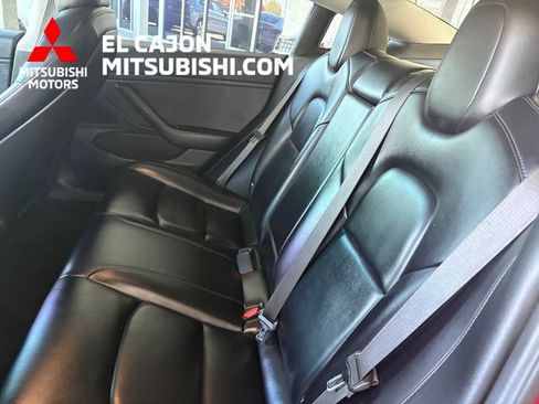 Used 2018 Tesla Model 3 Long Range RWD image 11