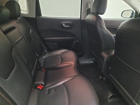 Used 2019 Jeep Compass Limited FWD image 19