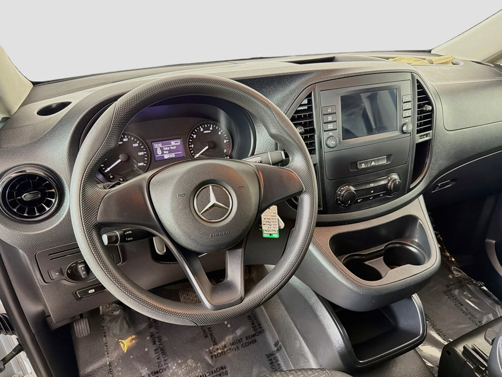 Used 2022 Mercedes-Benz Metris image 15
