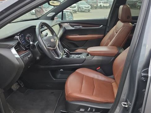 Used 2020 Cadillac XT5 Premium Luxury image 5