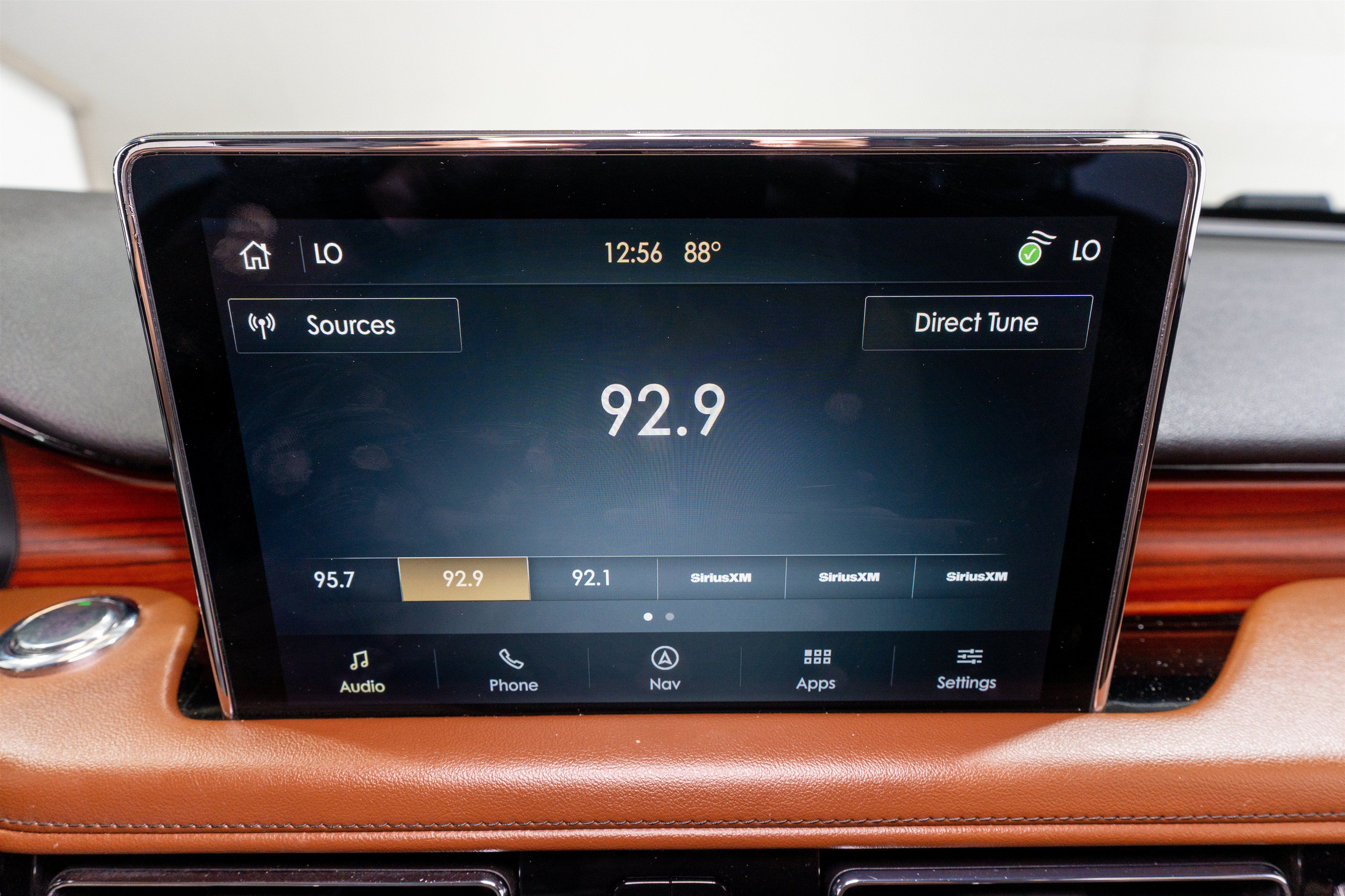 Used 2022 Lincoln Aviator Grand Touring w/ Equipment Group 301A AWD/4WD image 18