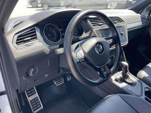 Used 2021 Volkswagen Tiguan SE R-Line FWD image 18
