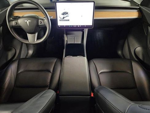 Used 2020 Tesla Model Y Long Range image 17