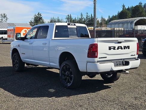 New 2026 RAM 2500 Laramie w/ Night Edition AWD/4WD image 5