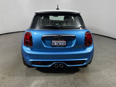 Used 2019 MINI Cooper S w/ Driver Assistance Package image 4