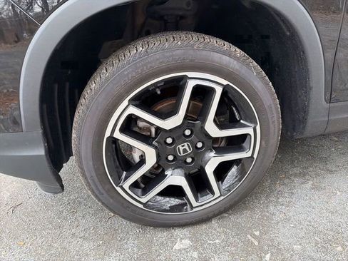 Used 2023 Honda Passport Elite image 5