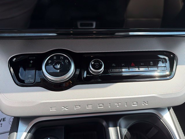Used 2026 Ford Expedition Max Active AWD/4WD image 22