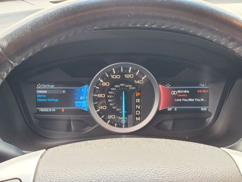 Used 2015 Ford Explorer XLT w/ Equipment Group 202B AWD/4WD image 17