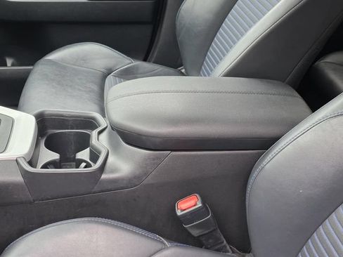 Used 2020 Toyota RAV4 XSE AWD/4WD image 9