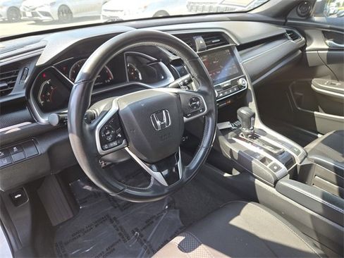 Used 2020 Honda Civic Sport image 12