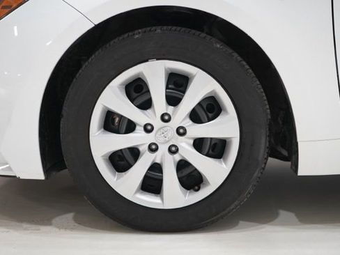 Used 2025 Toyota Corolla LE image 13