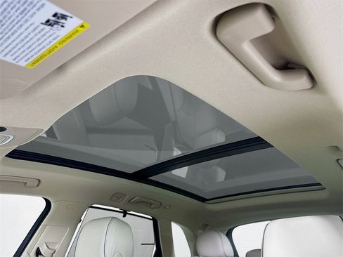 Used 2021 Audi Q5 e Prestige image 23