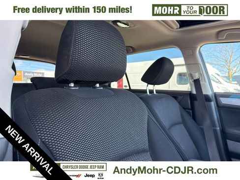 Used 2016 Subaru Outback 2.5i Premium w/ Popular Package #3 image 19