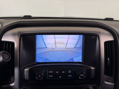 Used 2017 GMC Sierra 1500 SLE w/ SLE Value Package AWD/4WD image 12