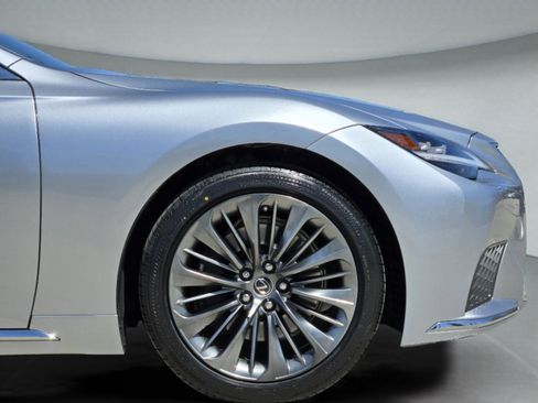 Used 2022 Lexus LS 500 Mark Levinson, Interior Upgrad w/ Interior Upgrade Package image 37