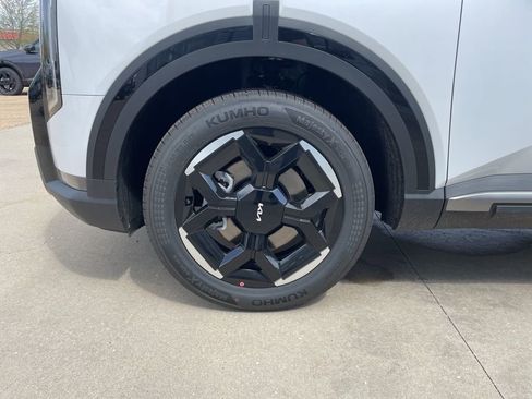 New 2027 Kia Telluride EX image 17