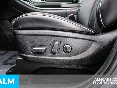 Used 2024 Hyundai Palisade SEL image 28