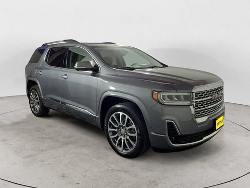 Certified 2021 GMC Acadia Denali w/ Denali Ultimate Package AWD/4WD image 3