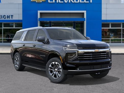 New 2026 Chevrolet Suburban LT w/ Comfort Package AWD/4WD image 31