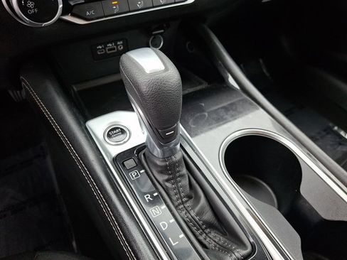 Used 2023 Nissan Altima 2.5 SV image 14