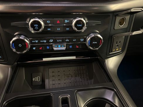 New 2025 Ford F150 Lariat w/ Equipment Group 502A High image 13