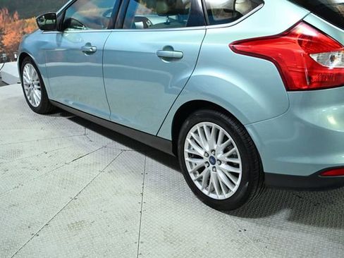 Used 2012 Ford Focus SEL image 7