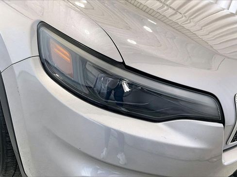 Used 2021 Jeep Cherokee Latitude image 28