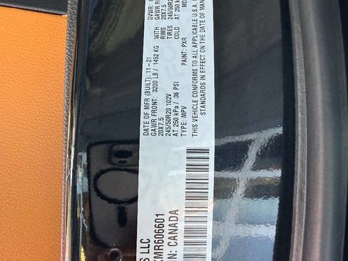 Used 2021 Chrysler Pacifica Pinnacle image 44