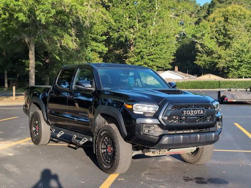Used 2023 Toyota Tacoma TRD Pro AWD/4WD image 8