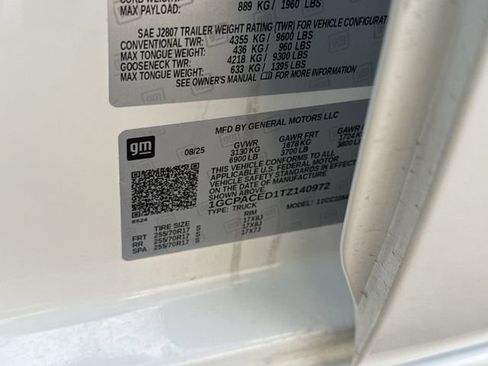 Certified 2026 Chevrolet Silverado 1500 LT RWD image 33