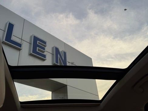 Used 2022 Lincoln Corsair Grand Touring image 16