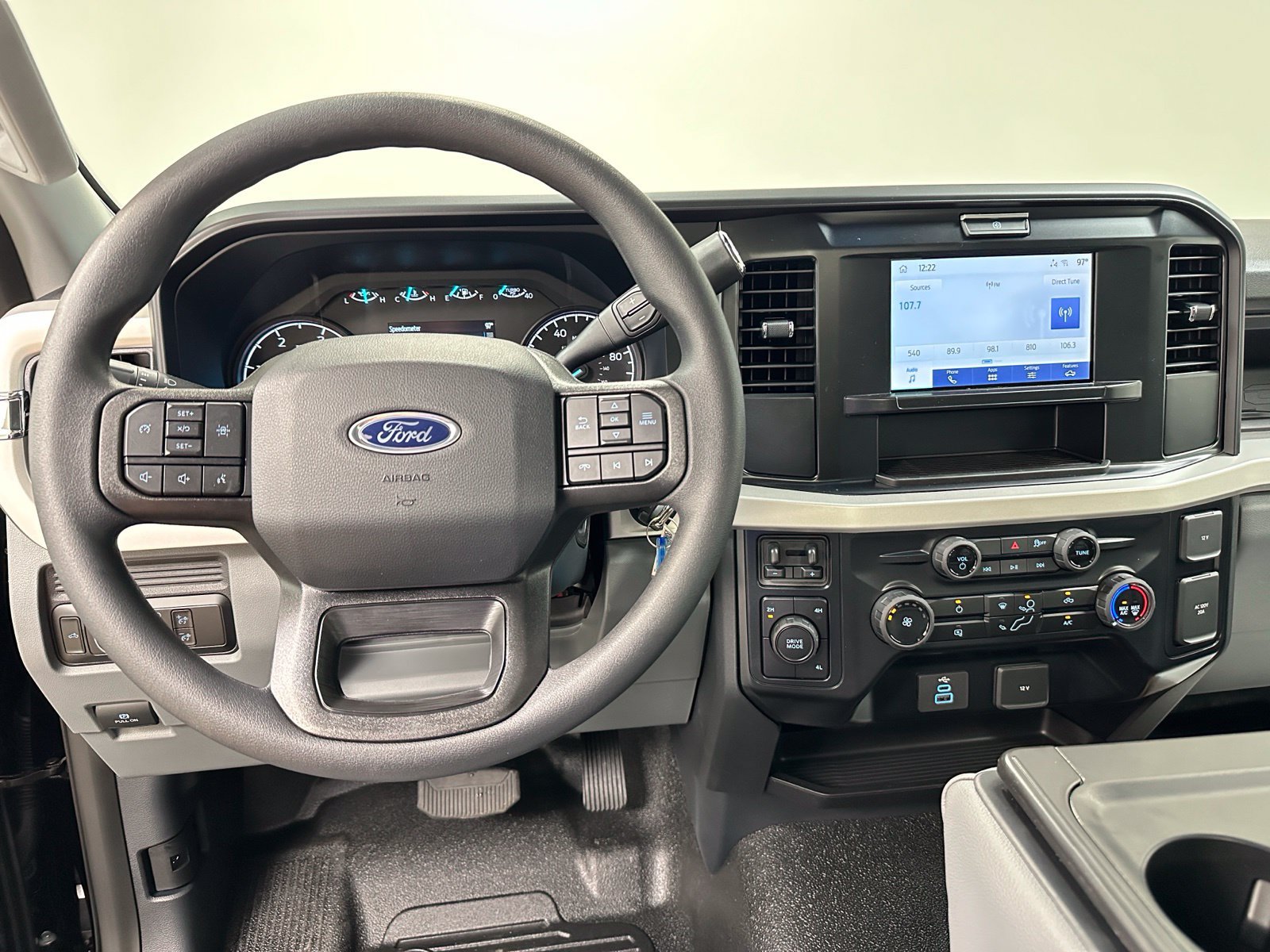 New 2025 Ford F350 XL AWD/4WD image 24