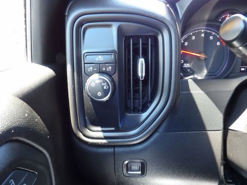Used 2022 Chevrolet Silverado 2500 W/T w/ WT Convenience Package RWD image 19