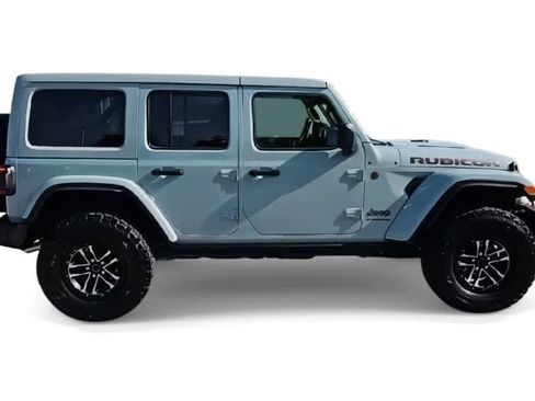 Used 2024 Jeep Wrangler Unlimited Rubicon image 9