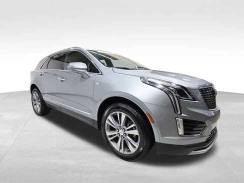 Certified 2025 Cadillac XT5 Premium Luxury image 6