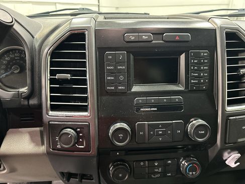 Used 2015 Ford F150 XLT w/ FX4 Off-Road Package AWD/4WD image 15