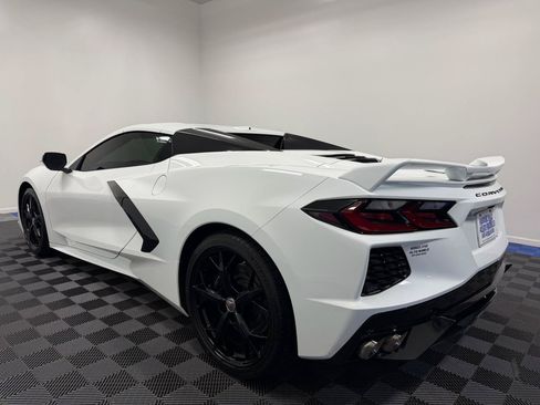 Used 2022 Chevrolet Corvette Stingray Premium Conv w/ Z51 Performance Package RWD image 28