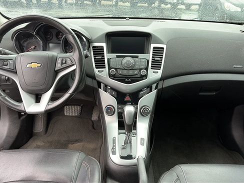 Used 2014 Chevrolet Cruze LT w/ Sun, Sound and Sport Package image 17