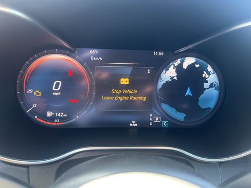 Used 2021 Mercedes-Benz GLC 300 w/ AMG Line image 21