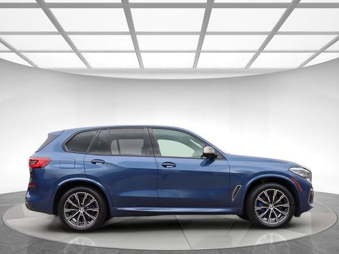 Used 2020 BMW X5 M50i w/ Premium Package image 4