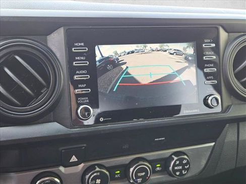 Used 2020 Toyota Tacoma SR AWD/4WD image 11