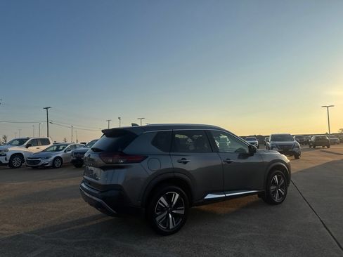 Certified 2023 Nissan Rogue SL w/ SL Premium Package AWD/4WD image 19