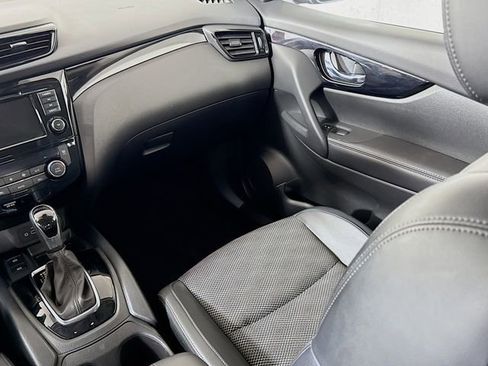 Certified 2022 Nissan Rogue Sport SV w/ Technology Package image 23