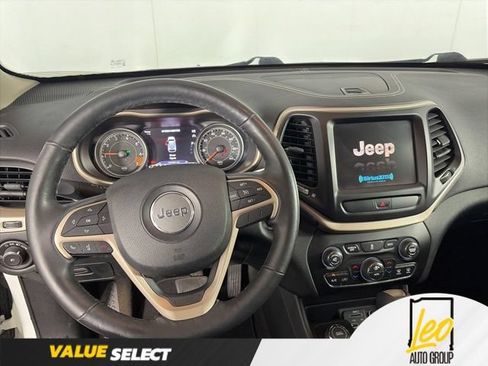Used 2015 Jeep Cherokee Limited AWD/4WD image 14