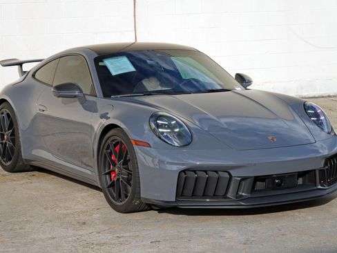 Used 2025 Porsche 911 GTS image 52