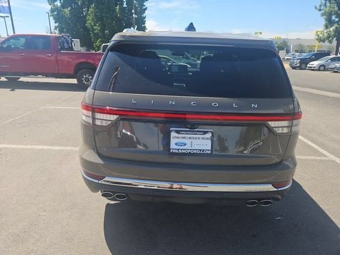 Used 2025 Lincoln Aviator Reserve w/ Equipment Group 201A AWD/4WD image 12
