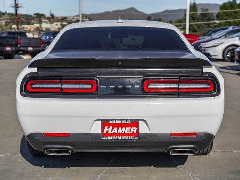 Used 2022 Dodge Challenger R/T w/ Plus Package image 10