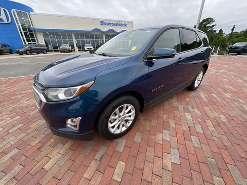 Used 2019 Chevrolet Equinox LT w/ Driver Convenience Package FWD image 29