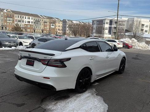 Used 2021 Nissan Maxima SR w/ Sport Mat Group image 15
